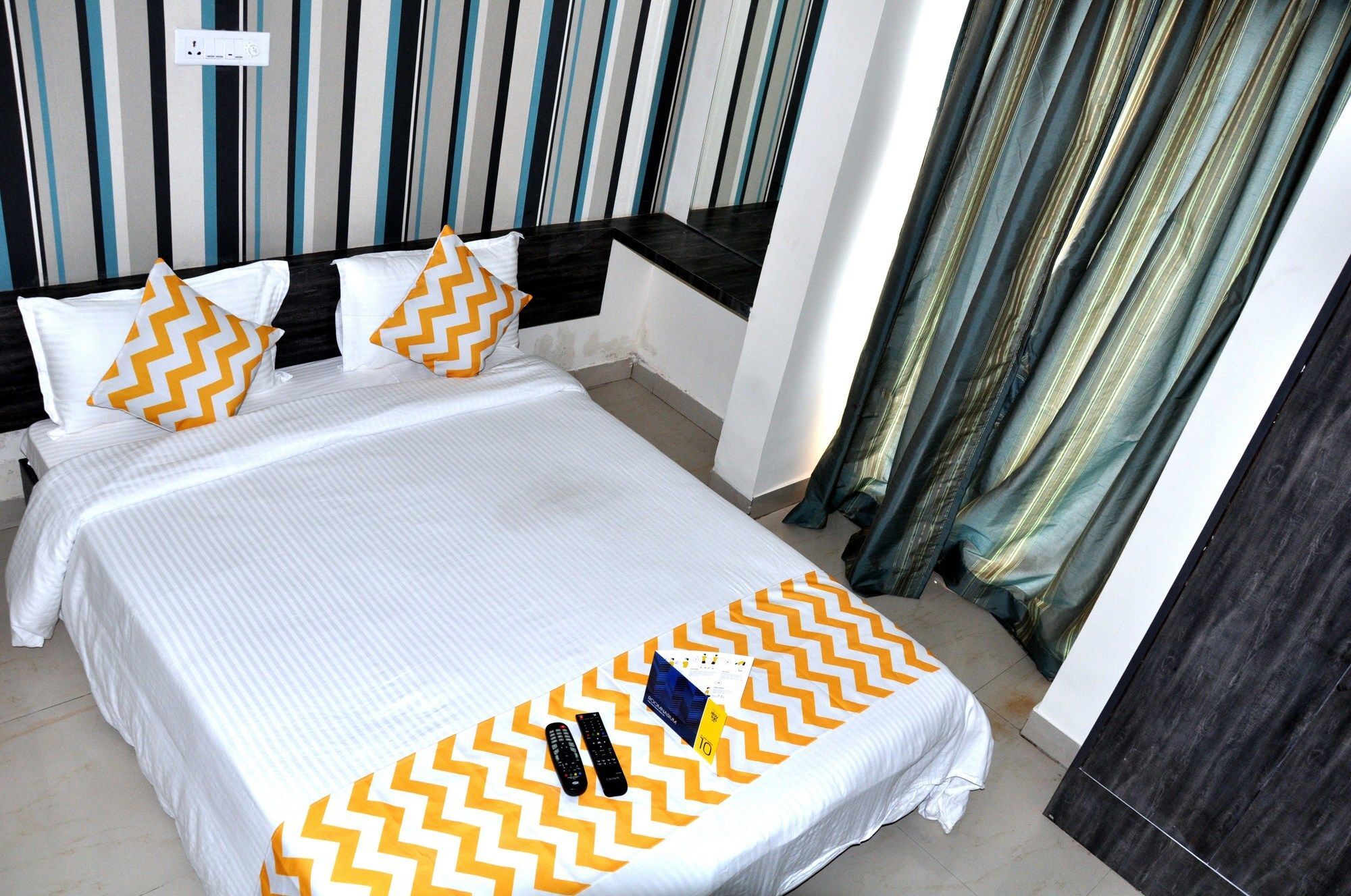 Fabhotel Magnus Calypso Viman Nagar 3*