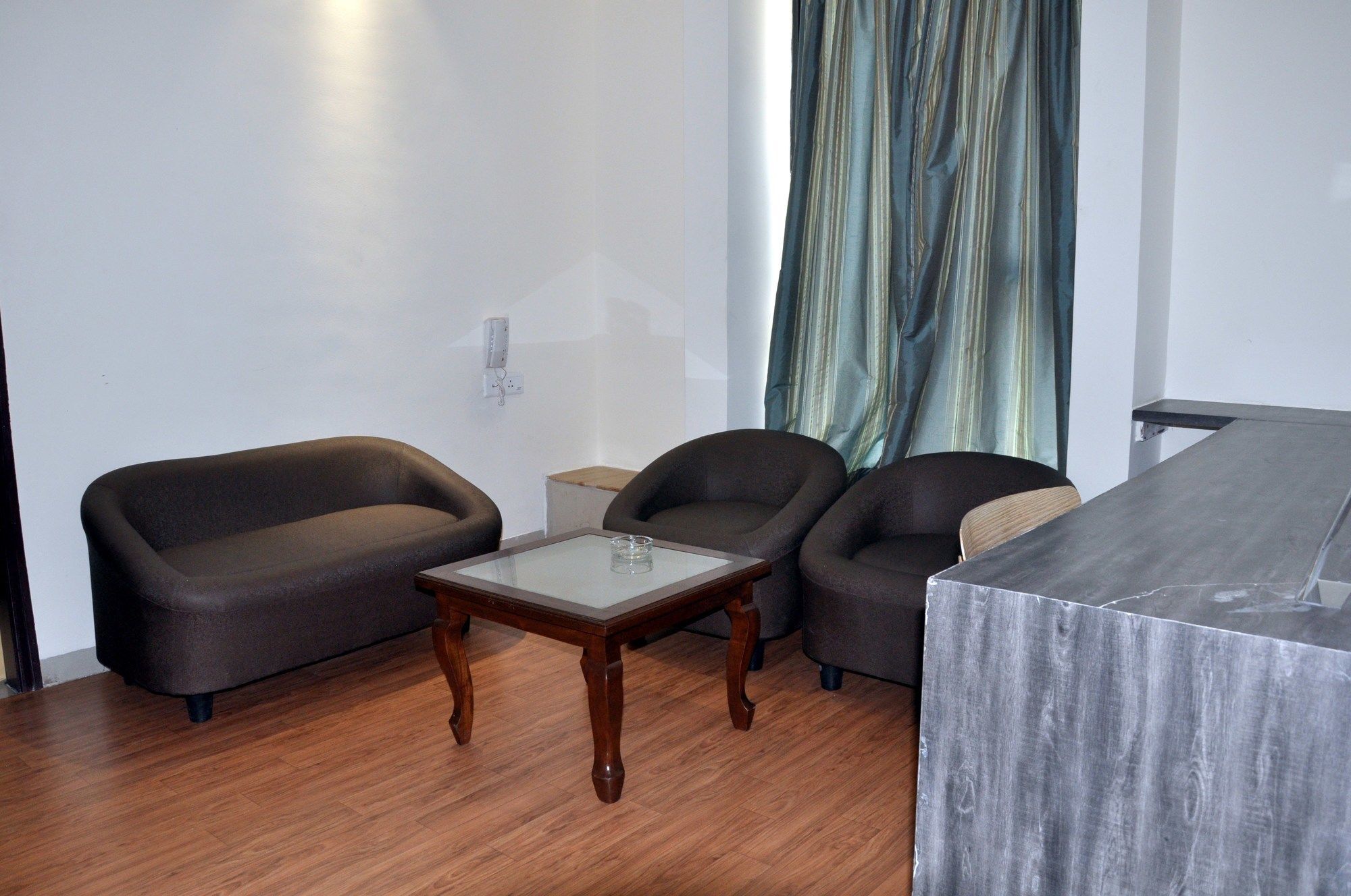Fabhotel Magnus Calypso Viman Nagar Hotel Pune